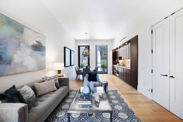 288 Pacific Avenue, San Francisco CA: https://media.crmls.org/mediaz/d1907c0a-9177-4441-9ae4-069154a41608.jpg