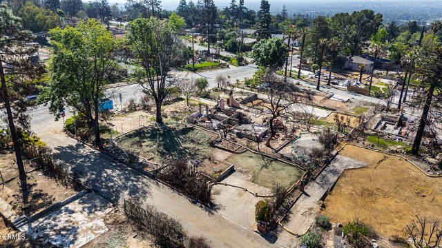 600 McWilton Place, Altadena CA: https://media.crmls.org/mediaz/d1919325-e36b-47a4-aaaa-0961cc46bfc1.jpg