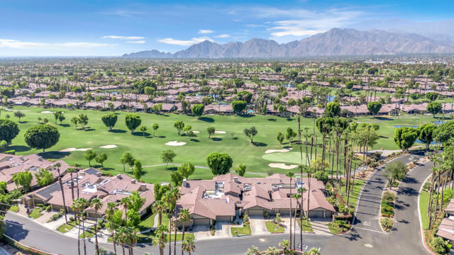 207 Bouquet Canyon Drive, Palm Desert, CA 92211