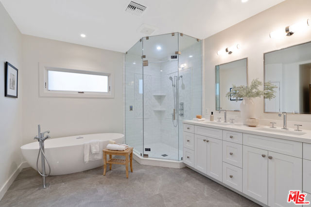 Image 20 of 57 For 632 Arden Boulevard