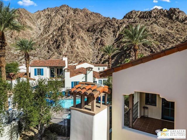 48472 Legacy Drive, La Quinta CA: https://media.crmls.org/mediaz/d193cac1-8554-4064-a508-b7bc8c9df4e0.jpg