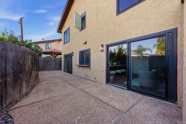 Detail Gallery Image 20 of 21 For 1043 Helix Village Dr, El Cajon,  CA 92020 - 3 Beds | 2/1 Baths