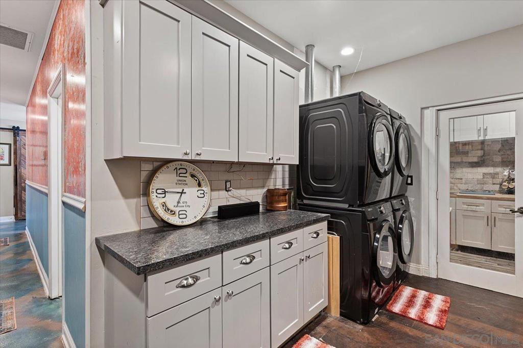 MLS #250034986SD image #31