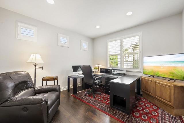 8548 Kristen View Court, San Diego CA: https://media.crmls.org/mediaz/d19469d9-685a-4370-8b53-f3482caf4233.jpg