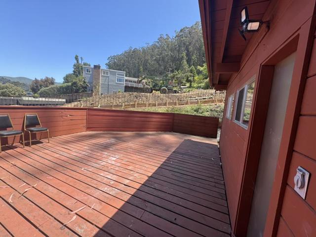 1625 Higgins Way, Pacifica CA: https://media.crmls.org/mediaz/d1951971-b0e5-4194-8116-1896719d3782.jpg