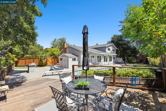 36 Playa Ct, San Ramon CA: https://media.crmls.org/mediaz/d195c354-8530-4276-9ac1-3be8ce8aff4c.jpg