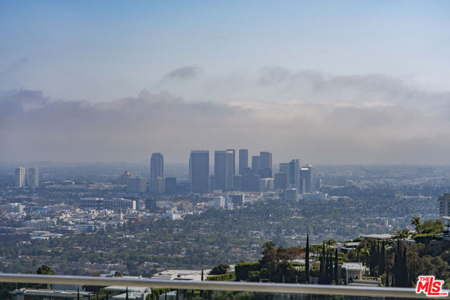 1853 Sunset Plaza Drive, Los Angeles, California 90069, 5 Bedrooms Bedrooms, ,7 BathroomsBathrooms,Single Family Residence,For Sale,Sunset Plaza,24397307