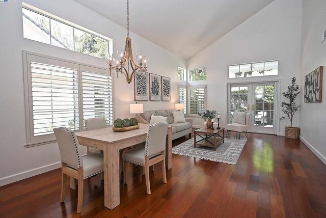 226 Promenade Ln, Danville CA: https://media.crmls.org/mediaz/d196afe0-fd93-4c56-878c-5472e8d6da64.jpg