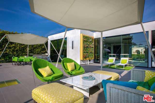 Image 18 of 53 For 809 Rexford Drive