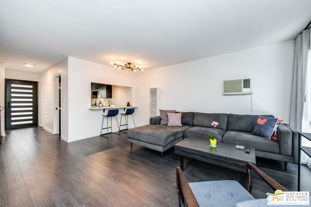 241 S Avenue 57, Los Angeles CA: https://media.crmls.org/mediaz/d19731d9-5dce-4d21-a0ce-3a3238cc5933.jpg