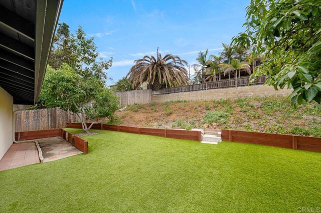 Detail Gallery Image 38 of 56 For 2442 Sunflower, Vista,  CA 92083 - 3 Beds | 2 Baths