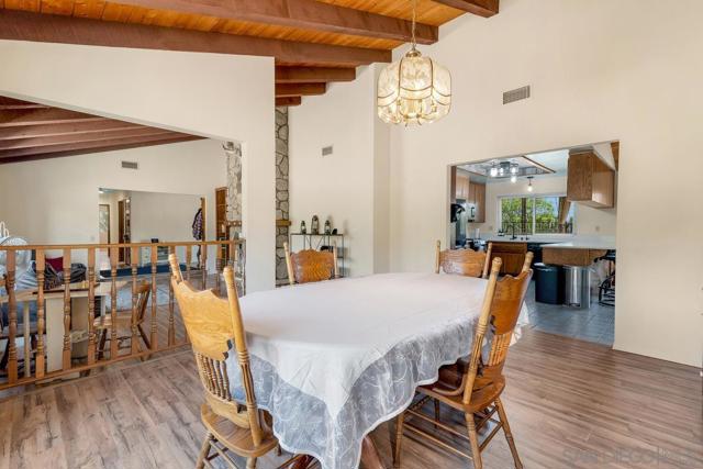 25980 Forest Dr, Escondido CA: https://media.crmls.org/mediaz/d19b275c-a624-40f2-b6ca-ef3701a8aa5c.jpg