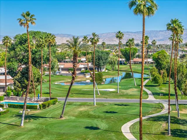 25 Juan Carlos Drive, Rancho Mirage CA: https://media.crmls.org/mediaz/d19bb385-9bd0-4144-8171-c21b56ec31dc.jpg