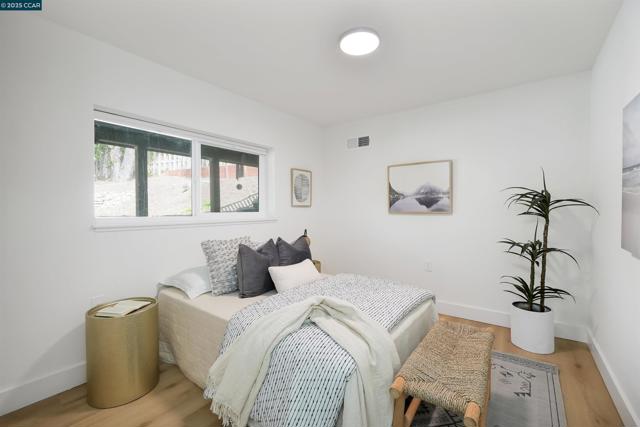 307 Ash, El Sobrante CA: https://media.crmls.org/mediaz/d19c4033-54f3-4f52-ad3e-ec5155580a5e.jpg