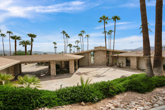 925 W Coronado Avenue, Palm Springs, CA 92262