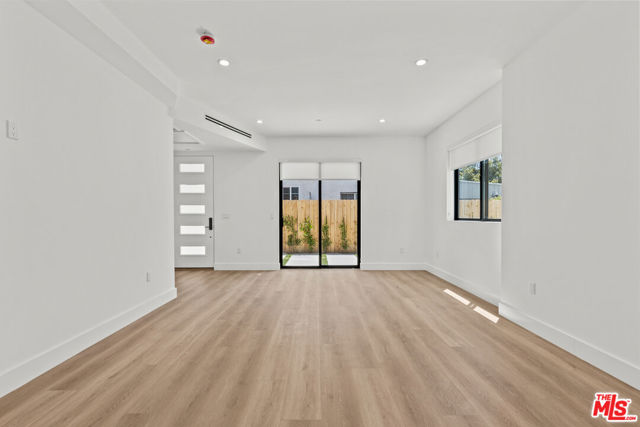 5841 Kester Avenue, Van Nuys CA: https://media.crmls.org/mediaz/d19cfc2c-b9fe-4861-99a3-ae85b9b2f60f.jpg