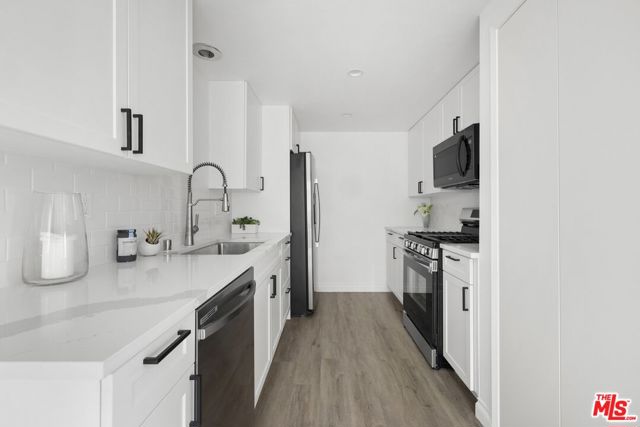 1831 Aleppo Court, 41 photo 6