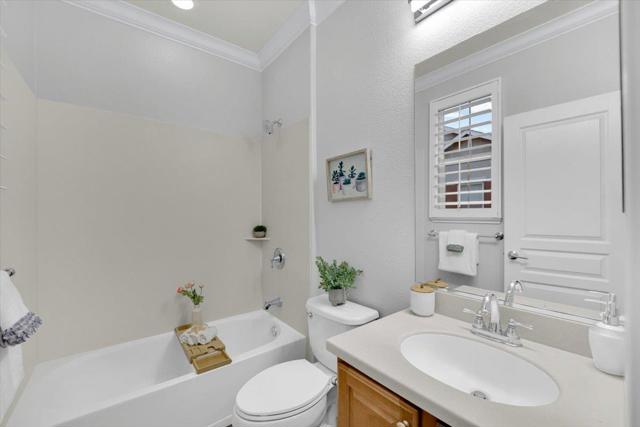 193 Fable Court, Mountain View CA: https://media.crmls.org/mediaz/d19e5d91-8fe9-4b62-aee9-64ea87787aa5.jpg