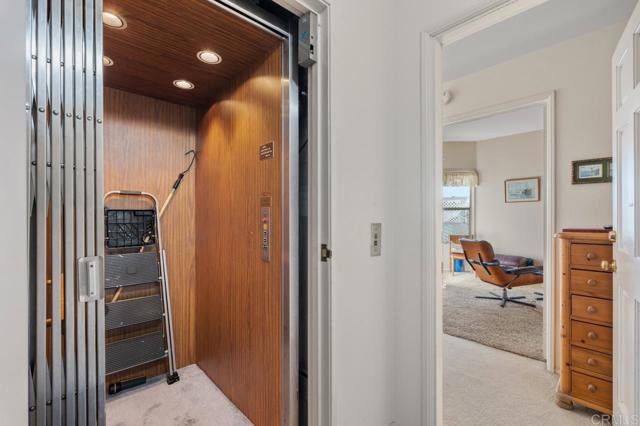 Detail Gallery Image 52 of 54 For 966 C Ave, Coronado,  CA 92118 - 2 Beds | 2 Baths