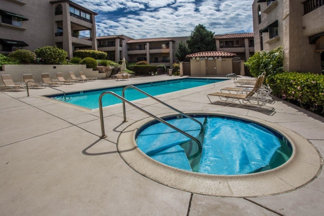 2510 Clairemont Dr, San Diego, California 92117, 1 Bedroom Bedrooms, ,1 BathroomBathrooms,Condominium,For Sale,Clairemont Dr,240004893SD