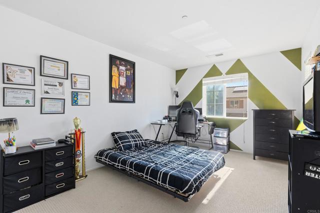 Detail Gallery Image 17 of 32 For 34221 Woodmont, Lake Elsinore,  CA 92532 - 4 Beds | 3 Baths