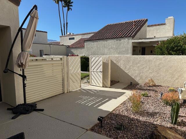 474 Sunningdale Drive, Rancho Mirage CA: https://media.crmls.org/mediaz/d1a0a306-8840-4306-882d-19a0c71ac95c.jpg
