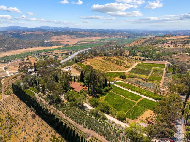 4425 Brodea Ln, Fallbrook, California 92028, 4 Bedrooms Bedrooms, ,3 BathroomsBathrooms,Single Family Residence,For Sale,Brodea Ln,250029793SD