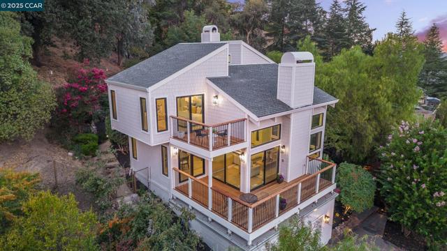 189 Rudgear Drive, Walnut Creek CA: https://media.crmls.org/mediaz/d1a228a7-0562-4b97-9815-a33956ea7444.jpg