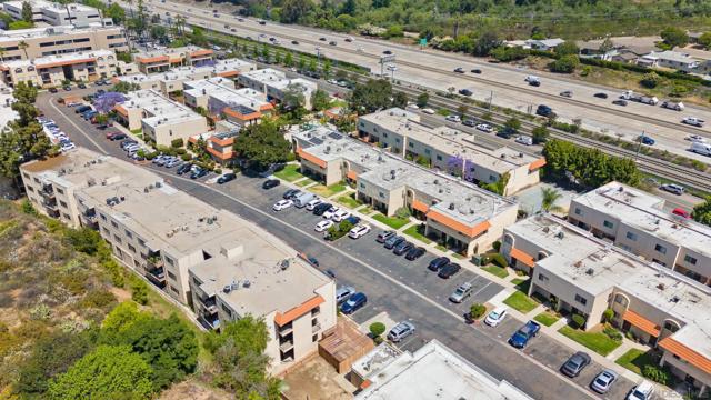 6821 Alvarado Rd, San Diego CA: https://media.crmls.org/mediaz/d1a2309b-f7d7-43e9-bdb2-55ee2221989b.jpg
