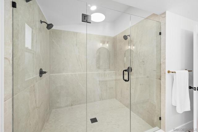 4334 Valle Dr., La Mesa CA: https://media.crmls.org/mediaz/d1a29eee-d7bf-426d-a6cd-aeeed99e7dc4.jpg