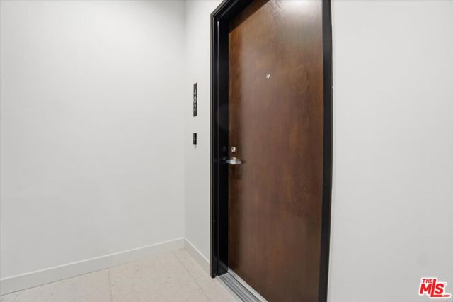 1820 Prosser Avenue, Los Angeles CA: https://media.crmls.org/mediaz/d1a33043-fe72-4bb6-8073-ffa82d1212cd.jpg