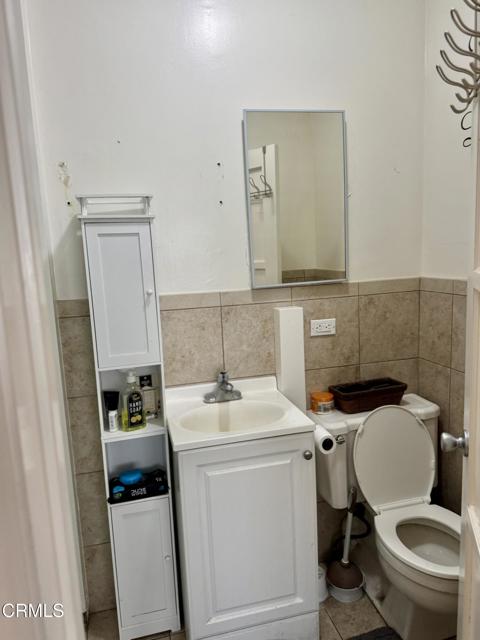 120 Palm Drive, Camarillo CA: https://media.crmls.org/mediaz/d1a412e5-4bbd-4b8a-927f-182bbc0be98c.jpg