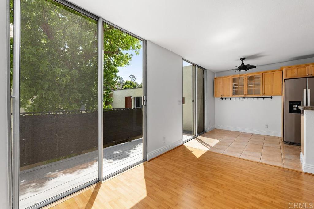 2850 Reynard Way - photo 12