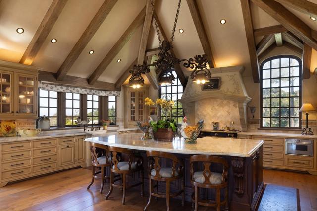 2 La Pradera Lane, Carmel CA: https://media.crmls.org/mediaz/d1a63879-1324-4139-978b-b81c434bf1d2.jpg