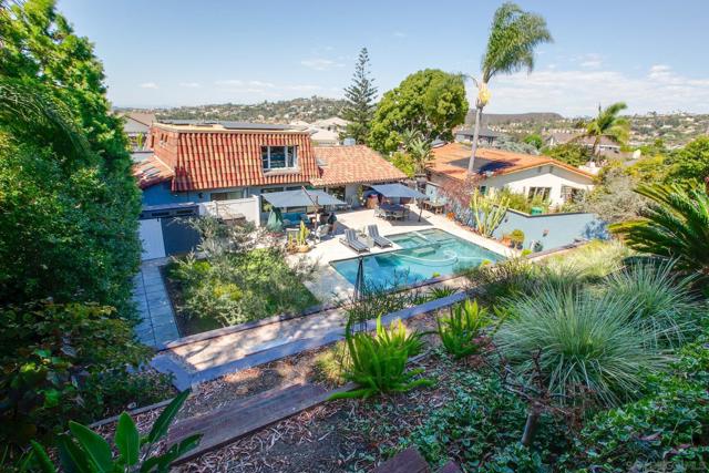 7600 Primavera Way, Carlsbad, California 92009, 3 Bedrooms Bedrooms, ,3 BathroomsBathrooms,Single Family Residence,For Sale,Primavera Way,240021021SD