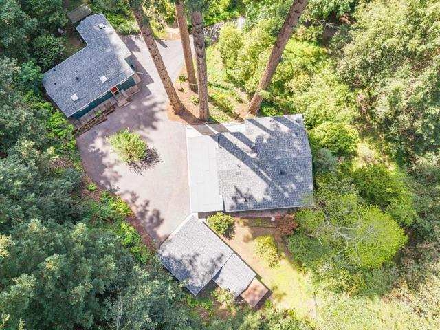 4865 Highway 9, Felton CA: https://media.crmls.org/mediaz/d1a70096-dd52-48ca-8f47-dac3b531d22f.jpg