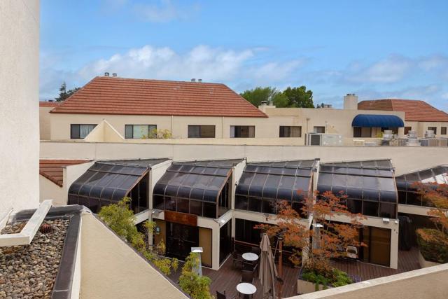 2409 Park Boulevard, Palo Alto CA: https://media.crmls.org/mediaz/d1a80a97-bf24-40ad-a197-1efd9a13cce9.jpg