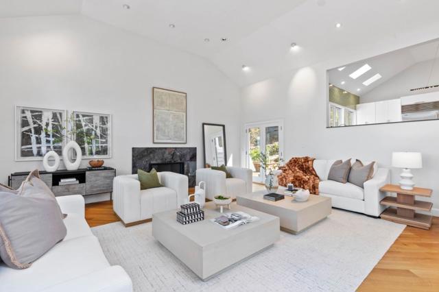 100 Vaquero Way, Redwood City CA: https://media.crmls.org/mediaz/d1a8419d-aaf8-4ba3-aafb-8dc42ea8514a.jpg