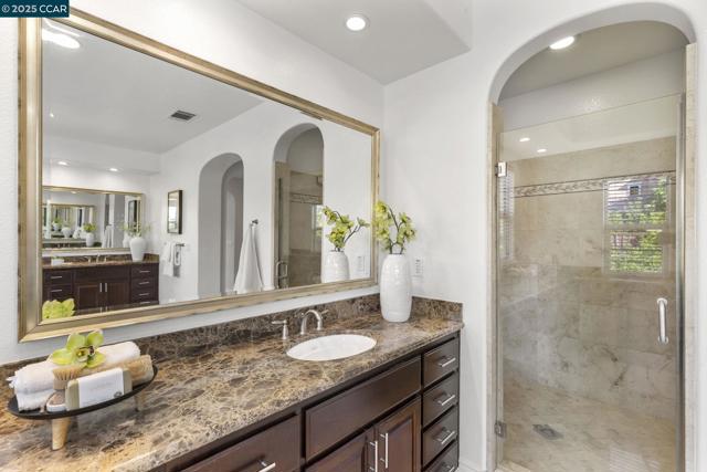 7509 Balmoral Way, San Ramon CA: https://media.crmls.org/mediaz/d1a92d3c-d2e7-4216-b098-8193e7863379.jpg