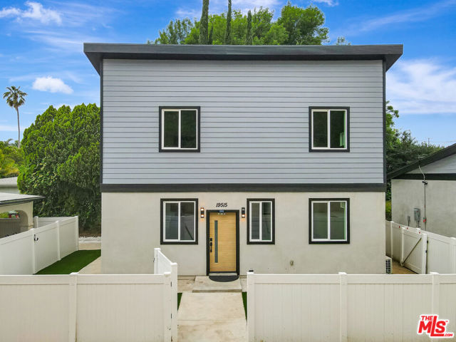 19513 Cantara Street, Reseda CA: https://media.crmls.org/mediaz/d1aa281e-e50f-48f9-8b44-a6852dec9656.jpg