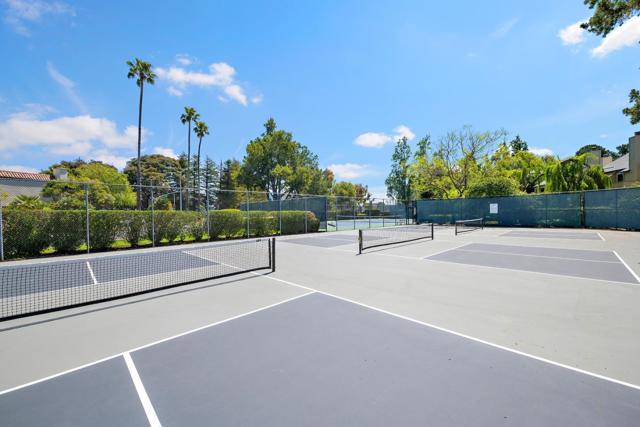 953 Shoreline Drive, San Mateo CA: https://media.crmls.org/mediaz/d1aa3e7a-b3ba-4cd5-a51b-7b2c09fc690f.jpg