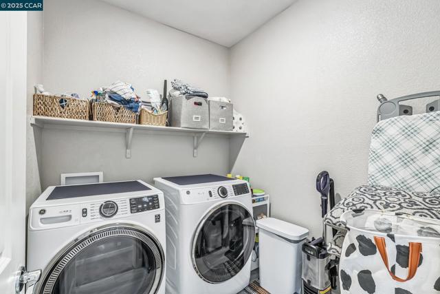 2940 wheat grass street, Sacramento CA: https://media.crmls.org/mediaz/d1aab405-b85a-4b4a-b1cd-c9feed97d011.jpg