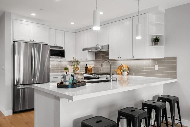 30 Hermosa Avenue, Millbrae CA: https://media.crmls.org/mediaz/d1ab0160-0e1b-4c28-a4b4-65eea04dfb46.jpg