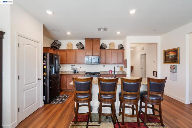 Image 6 of 37 For 4435 Mccormack Rd