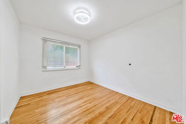 408 W Manchester Avenue, Playa del Rey CA: https://media.crmls.org/mediaz/d1ac5fa2-8de8-42e8-8a57-5da4bda5d6ff.jpg
