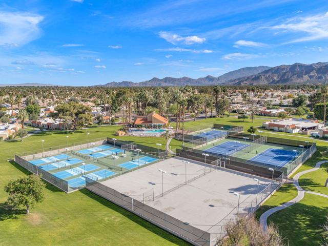 69738 Campana Court, Rancho Mirage CA: https://media.crmls.org/mediaz/d1aca223-23d9-4cde-aefe-bb149e7eeec3.jpg