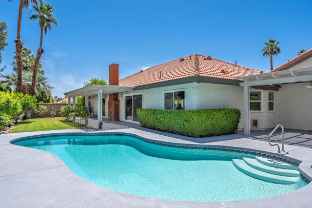 Image 11 of 37 For 72890 Amber Street