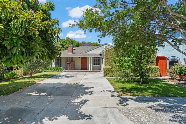 1221 Santa Paula Avenue, San Jose CA: https://media.crmls.org/mediaz/d1acafc9-b67b-4ee2-9207-d5a720228ec7.jpg