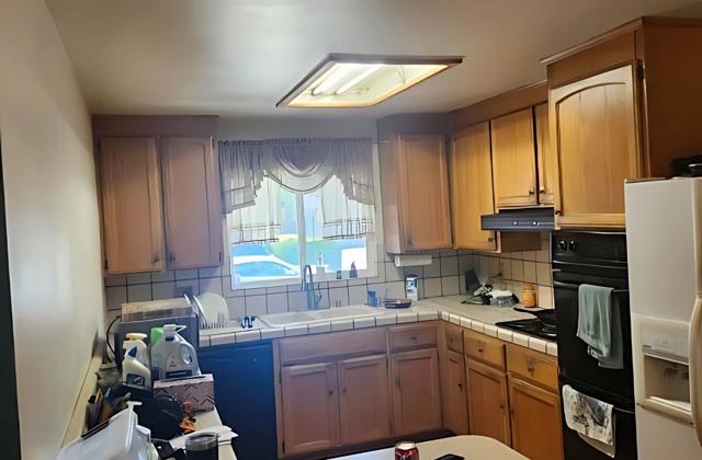 1637 Orleans Drive, San Jose CA: https://media.crmls.org/mediaz/d1acf45a-d85d-4fa5-bb0b-4a0107f880d7.jpg