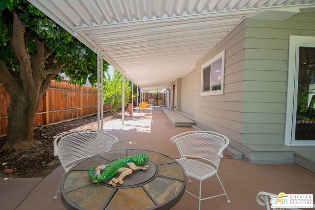 480 Calle Madrigal, Cathedral City CA: https://media.crmls.org/mediaz/d1acf5ad-67ea-4ead-8192-c43d95c0fa41.jpg